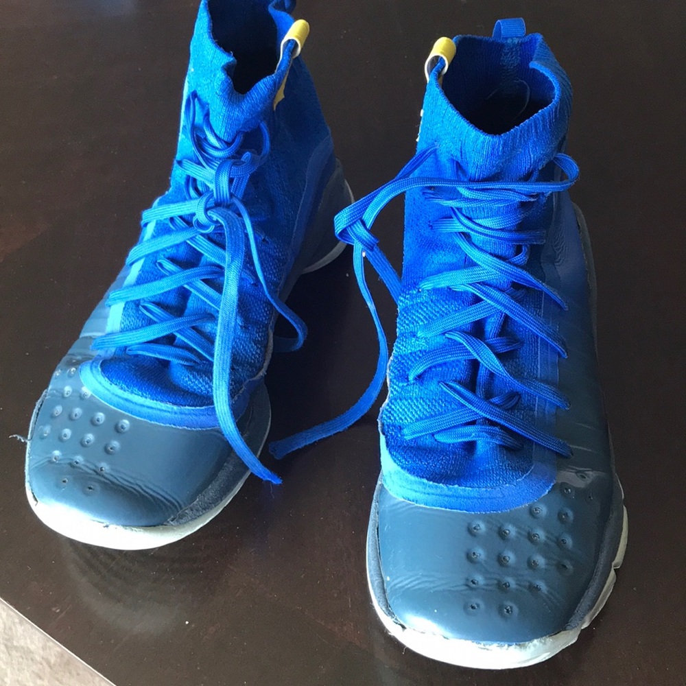 Stephan Curry 2018 basketball shoes